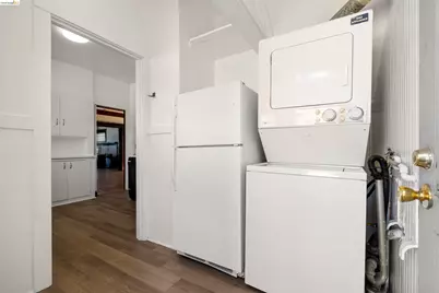 4283 Howe Street, Oakland, CA 94611 - Photo 14