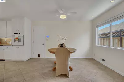 2090 Coolidge Dr, Santa Clara, CA 95051 - Photo 10