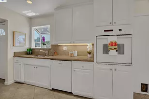 2090 Coolidge Dr, Santa Clara, CA 95051 - Photo 6