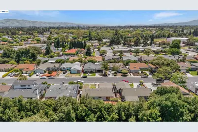 2090 Coolidge Dr, Santa Clara, CA 95051 - Photo 34