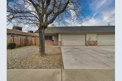 205 Kingston Lane, Modesto, CA 95354 - Photo 4