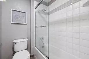 6 Schooner Ct, Richmond, CA 94804 - Photo 22