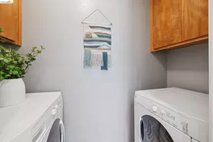 6 Schooner Ct, Richmond, CA 94804 - Photo 16