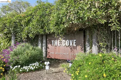 6 Schooner Ct, Richmond, CA 94804 - Photo 32