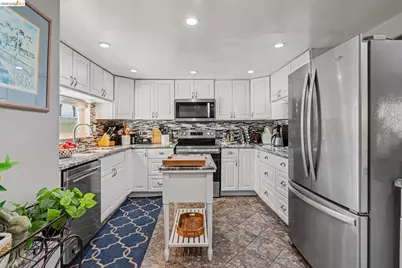 611 Riverview Pl, Bethel Island, CA 94511 - Photo 18