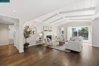 7 El Corte, Orinda, CA 94563 - Photo 4