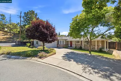 7 El Corte, Orinda, CA 94563 - Photo 2