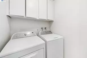 10049 El Dorado Dr, San Ramon, CA 94583 - Photo 32