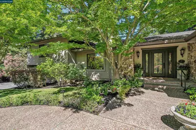 39 Comistas Ct, Walnut Creek, CA 94598 - Photo 2