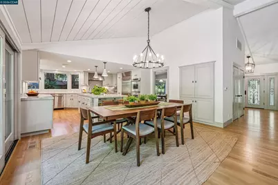 39 Comistas Ct, Walnut Creek, CA 94598 - Photo 14