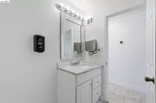 465 Verducci Dr, Daly City, CA 94015 - Photo 14