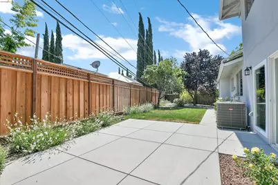1386 Kathy Ct, Livermore, CA 94550 - Photo 26