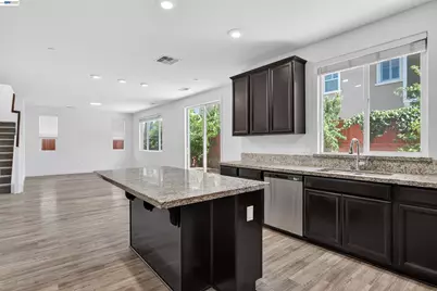 532 Isidoro Ave, Mountain House, CA 95391 - Photo 4