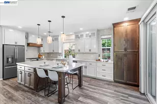 5625 Applegate Way, Dublin, CA 94568 - Photo 6