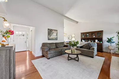 1912 Ascot Dr, Moraga, CA 94556 - Photo 10