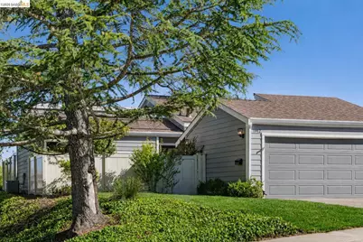 1912 Ascot Dr, Moraga, CA 94556 - Photo 2