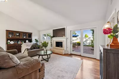 1912 Ascot Dr, Moraga, CA 94556 - Photo 8