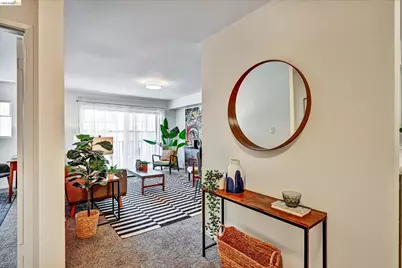 425 Orange St #202, Oakland, CA 94610 - Photo 8