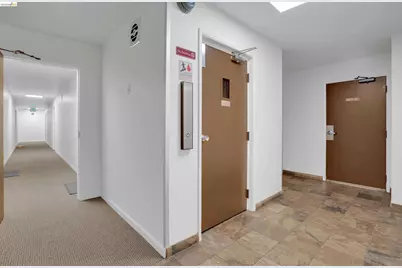 425 Orange St #202, Oakland, CA 94610 - Photo 6