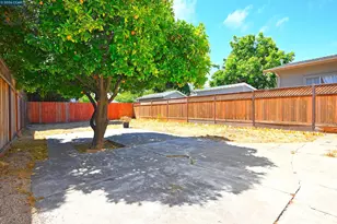 1514 88th Ave, Oakland, CA 94621 - Photo 32