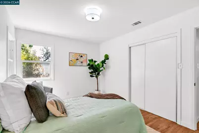 2072 Chalomar Rd, Concord, CA 94518 - Photo 26
