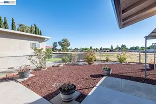 1262 Hollyhock St, Livermore, CA 94551 - Photo 30