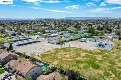 1262 Hollyhock St, Livermore, CA 94551 - Photo 38