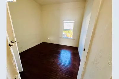 220 International Blvd, Oakland, CA 94606 - Photo 26