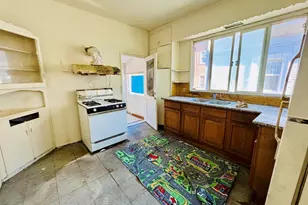 220 International Blvd, Oakland, CA 94606 - Photo 28