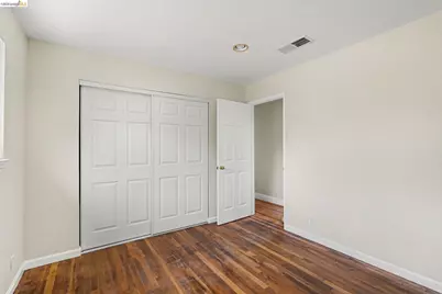 2467 Tanager Cir, Concord, CA 94520 - Photo 12