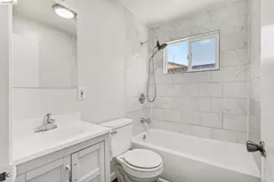 2467 Tanager Cir, Concord, CA 94520 - Photo 14