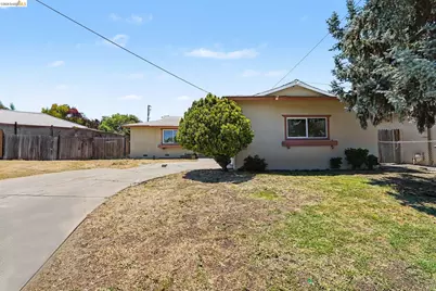2467 Tanager Cir, Concord, CA 94520 - Photo 1