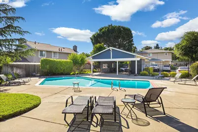 7552 Silvertree Ln #25, Dublin, CA 94568 - Photo 40
