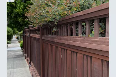 2860 Jackson St, Alameda, CA 94501 - Photo 8