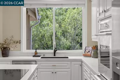 70 Ridgecrest Ct, Lafayette, CA 94549 - Photo 12