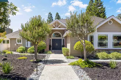 70 Ridgecrest Ct, Lafayette, CA 94549 - Photo 2