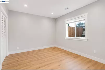 3035 Logan St, Oakland, CA 94601 - Photo 12