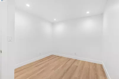 3035 Logan St, Oakland, CA 94601 - Photo 30