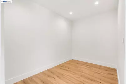 3035 Logan St, Oakland, CA 94601 - Photo 42