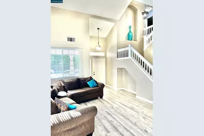 2090 Heartland Cir, Brentwood, CA 94513 - Photo 2