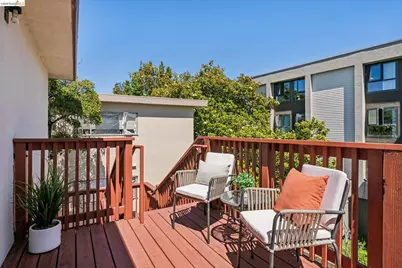 1410 Lakeshore Ave #5, Oakland, CA 94606 - Photo 24