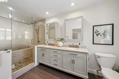 1410 Lakeshore Ave #5, Oakland, CA 94606 - Photo 18