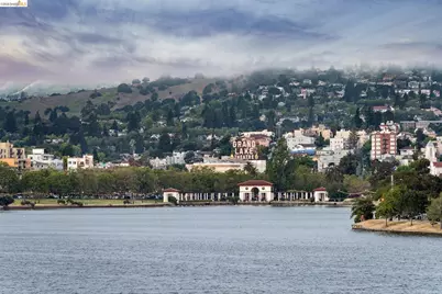 1410 Lakeshore Ave #5, Oakland, CA 94606 - Photo 28