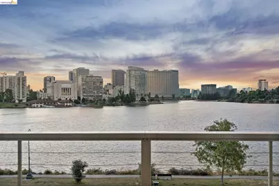 1410 Lakeshore Ave #5, Oakland, CA 94606 - Photo 1