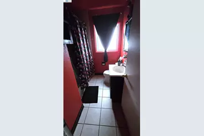 8600 Seneca, Oakland, CA 94605 - Photo 8