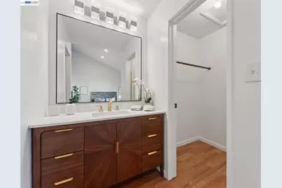 1034 Trellis Ln, Alameda, CA 94502 - Photo 30