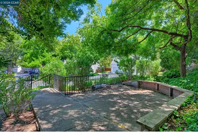 726 Buena Vista Pl, Walnut Creek, CA 94597 - Photo 60