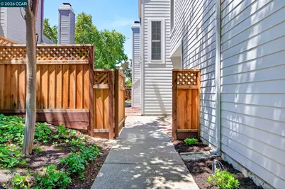 726 Buena Vista Pl, Walnut Creek, CA 94597 - Photo 4