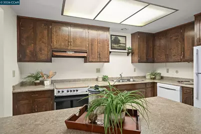 2217 Pine Knoll Dr #3, Walnut Creek, CA 94595 - Photo 14