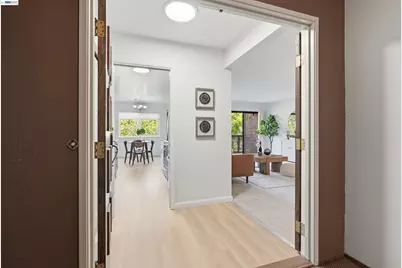 1810 Central Avenue #310, Alameda, CA 94501 - Photo 6